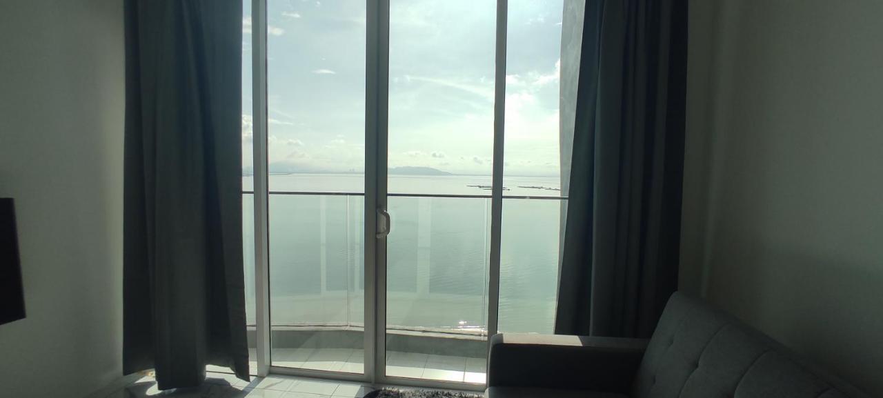 Infinite Seaview With Penang Bridge Suite With Sunrise Up To 11 Person Bayan Lepas Exterior photo