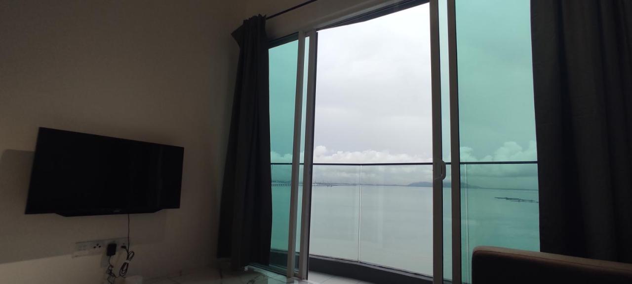 Infinite Seaview With Penang Bridge Suite With Sunrise Up To 11 Person Bayan Lepas Exterior photo