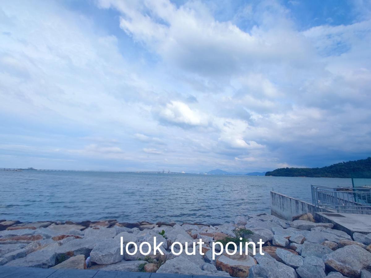 Infinite Seaview With Penang Bridge Suite With Sunrise Up To 11 Person Bayan Lepas Exterior photo